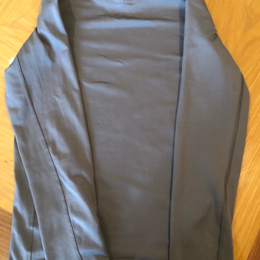 Nike Compression shirt - Picture 4 of 5